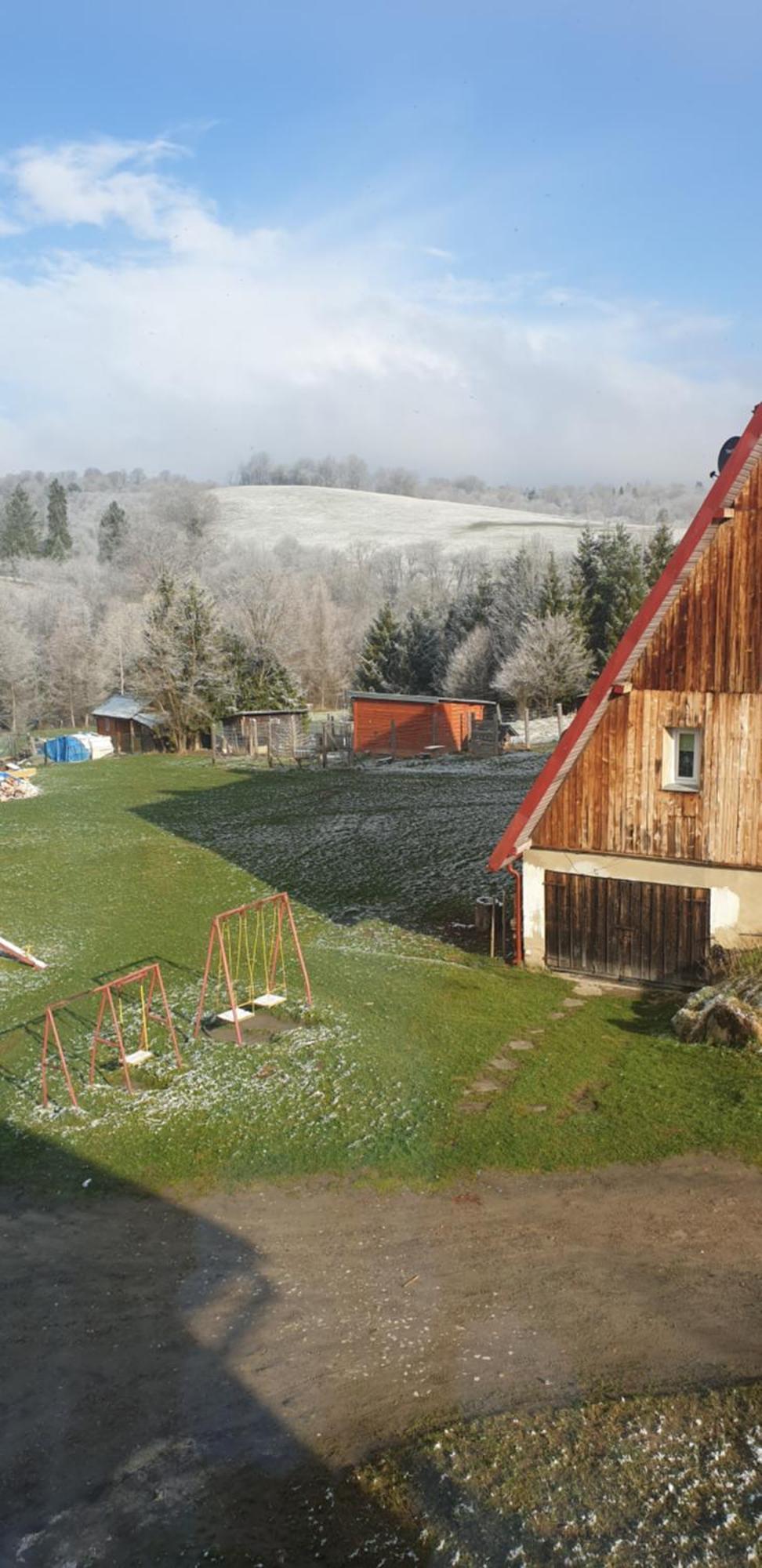 Apartament Wrzos Bieszczady Czarna (Bieszczady) Exterior foto